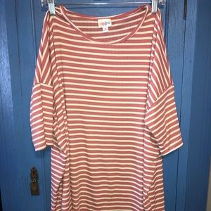 Lularoe Irma tunic shirt